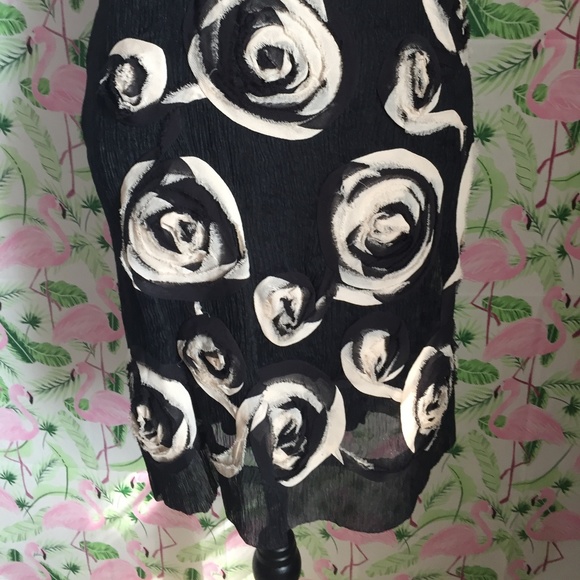 Gorgeous Yoana Baraschi - Two Tone Modern Rose Dress. Size S - Picture 7 of 7